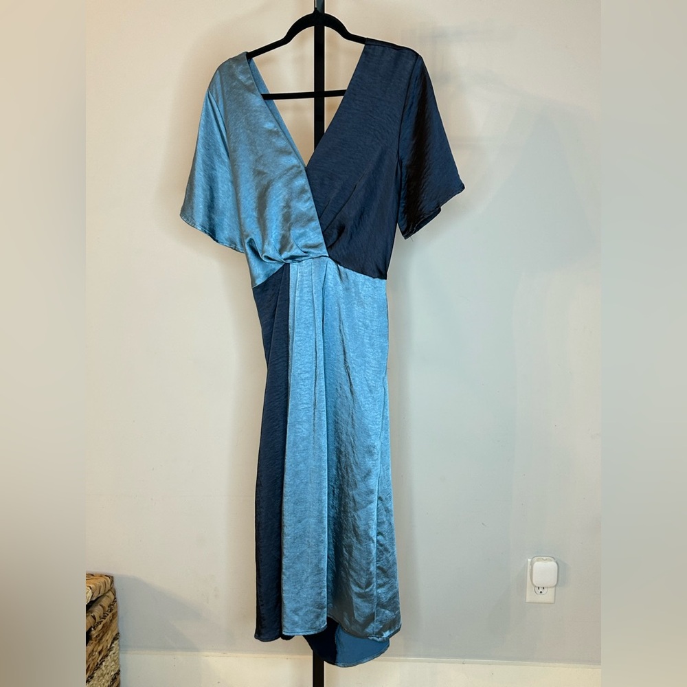 Adelyn Rae dress size medium